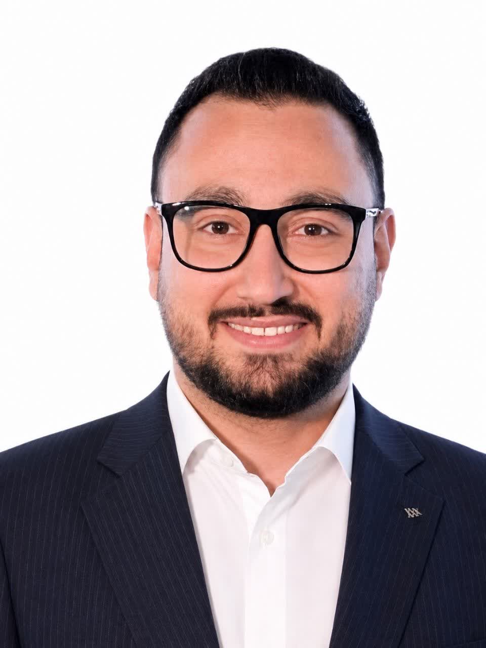 Dr Ghasemyeganeh